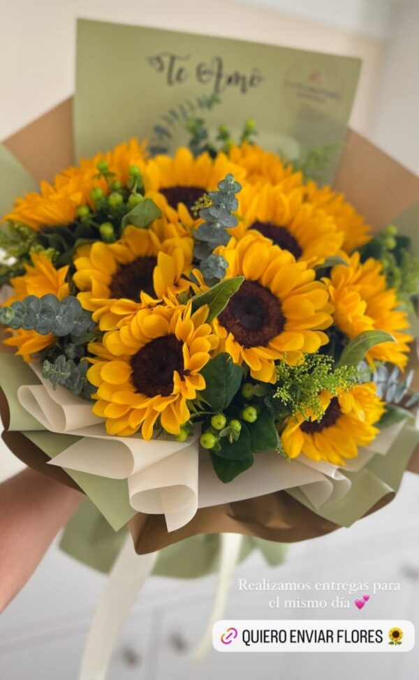 Ramo de Girasoles con Sticker #4